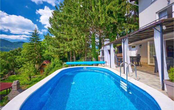 House 1 bedroom, with pool