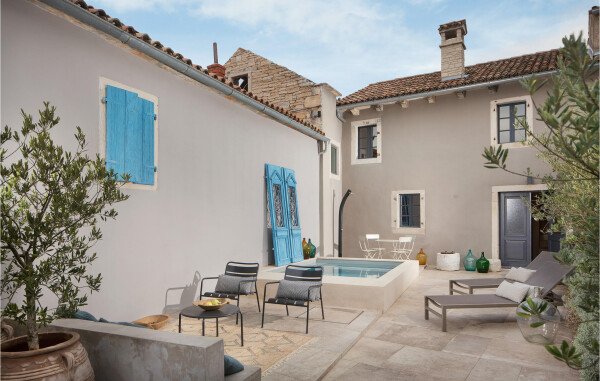 Casa 2 camere, con idromassaggio