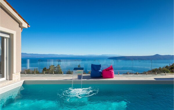 Casa 3 camere, con piscina