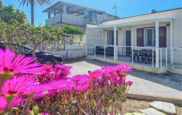 Casa 2 camere, con vista mare