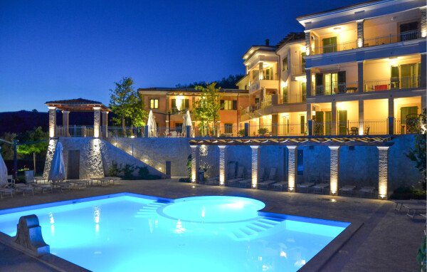 Appartamento 1 camera, con piscina