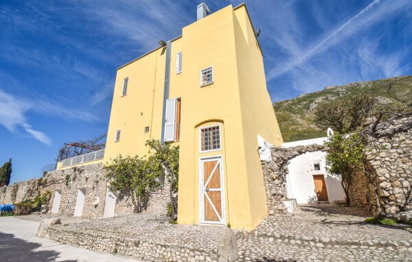 Casa 3 camere, con giardino