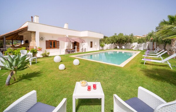 Casa 3 camere, con vista mare