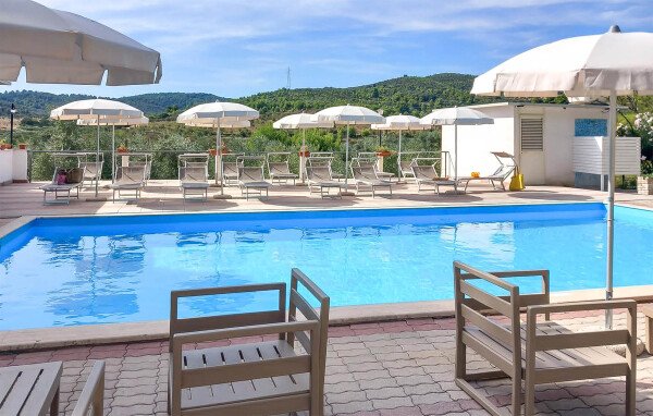 Appartamento 1 camera, con piscina