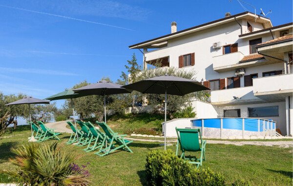 Appartamento 2 ospiti, con piscina