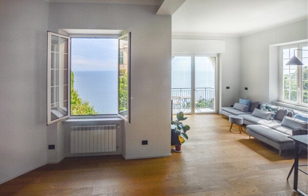 Appartement moderne, 2 chambres, avec vue sur mer