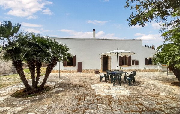 Casa 3 camere, con giardino