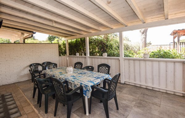 Casa 2 camere, con vista mare