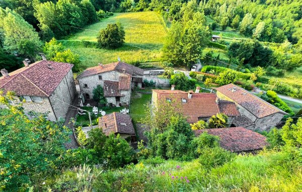 Casa 2 camere, con giardino