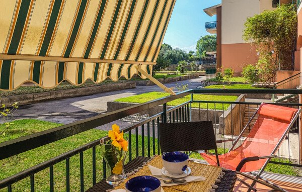 Appartamento 1 camera, con vista mare