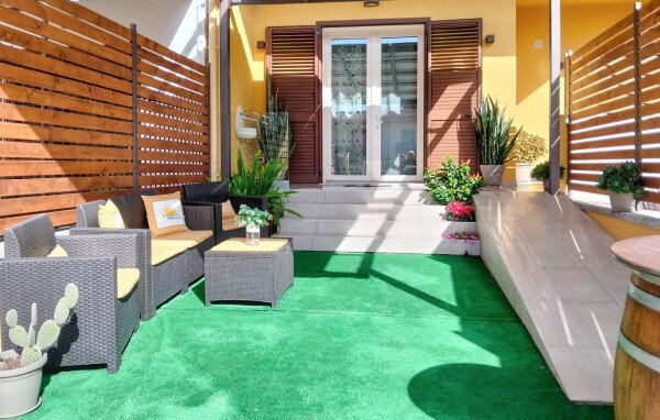 Casa 3 camere, con giardino