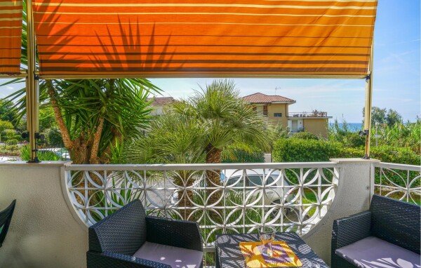 Appartamento 2 camere, con vista mare