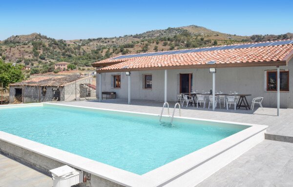 Casa 5 camere, con piscina
