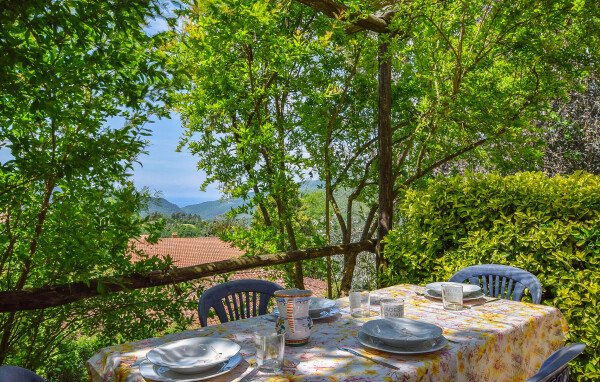 Casa 4 camere, con vista mare