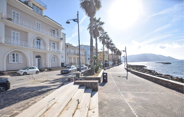 Appartamento 1 camera, con vista mare