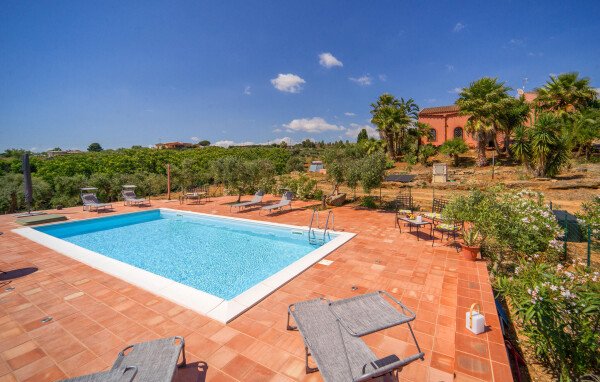 Casa 3 camere, con vista mare