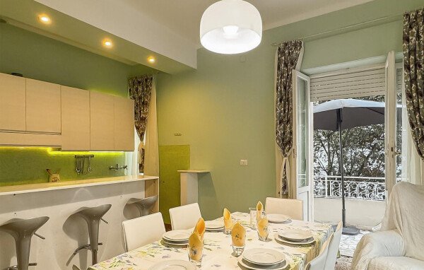 Casa 3 camere, con giardino