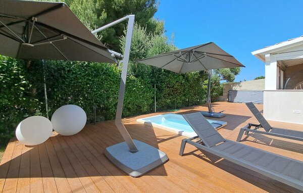 Maison de campagne moderne, 2 chambres, avec jardin