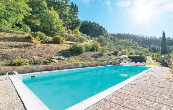 Huis 6 slaapkamers, met zwembad