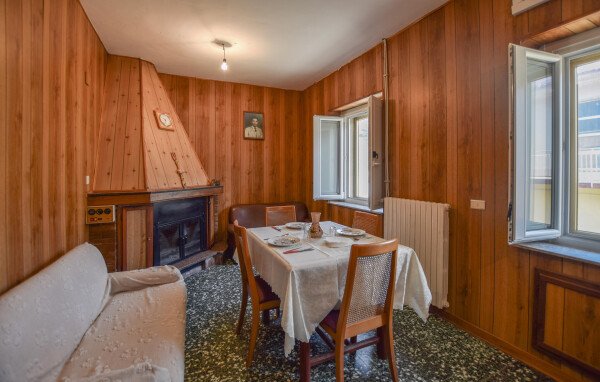 Casa 4 camere, con giardino