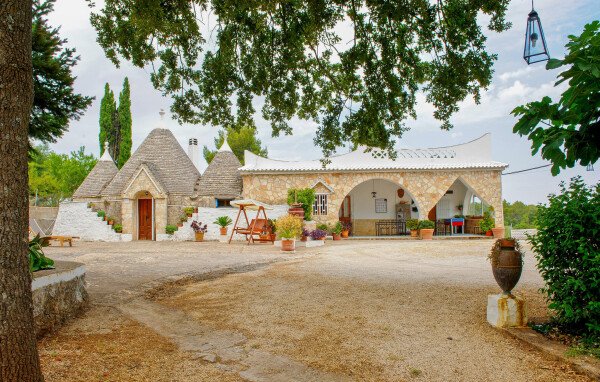 House 2 bedrooms, with garden