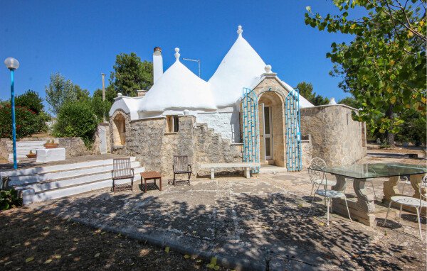 Casa 1 camera, con giardino