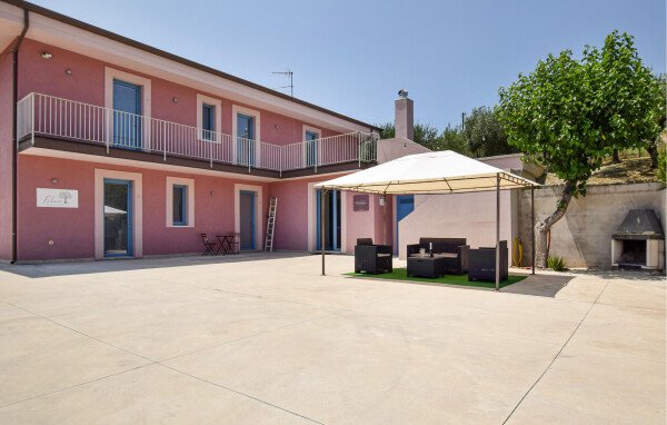 Casa 5 camere, con aria condizionata