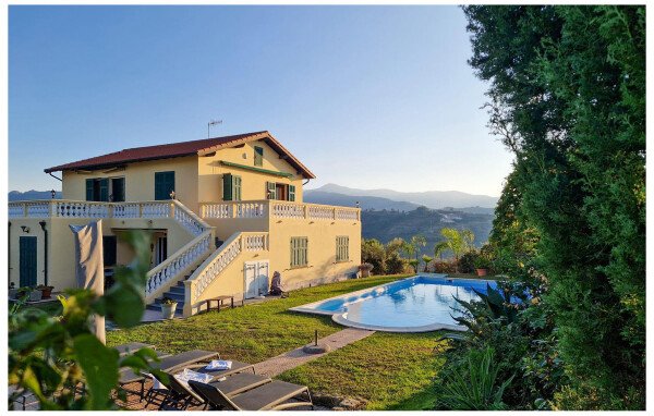 Appartement confortable, 3 chambres, avec vue sur mer