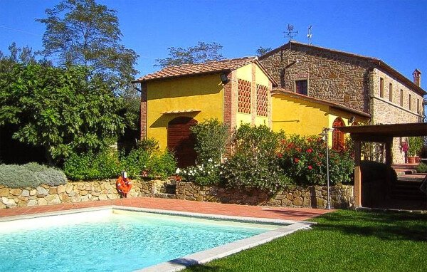 Casa 3 camere, con piscina