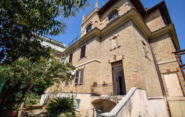 Wohnung 1 Schlafzimmer, mit Klimaanlage