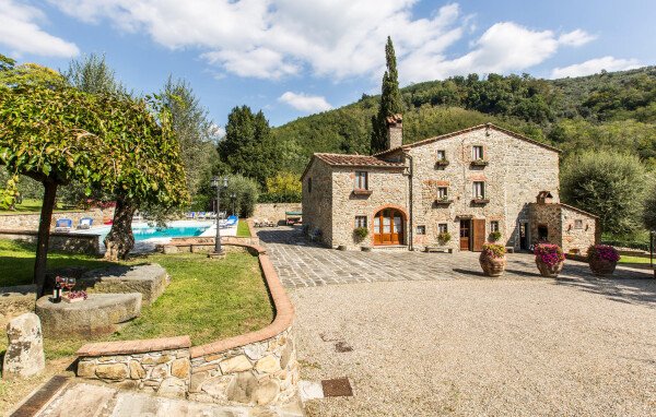 Casa 5 camere, con piscina