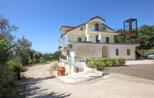 Appartamento 2 camere, con vista mare