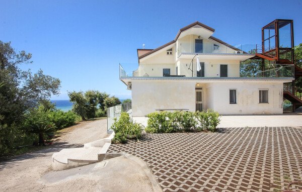 Appartamento 2 camere, con vista mare