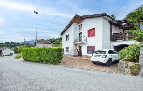 Appartamento 1 camera, con giardino