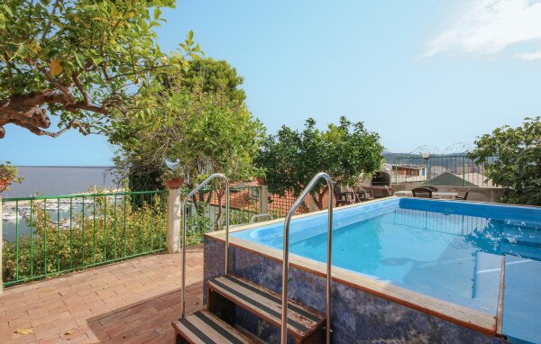 Appartamento 3 camere, con vista mare