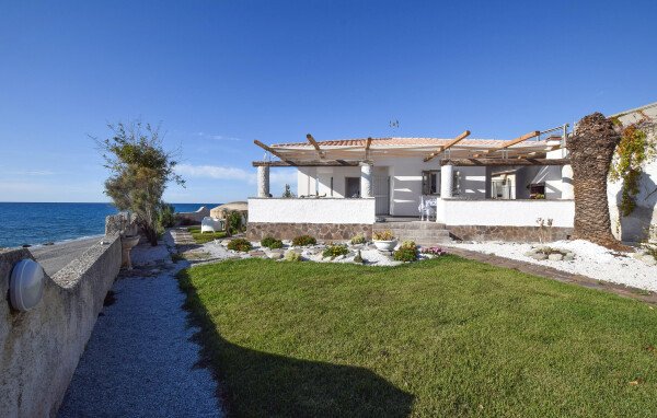 Casa 3 camere, con vista mare