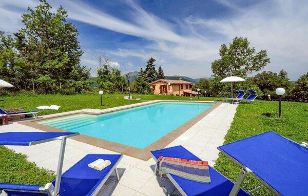 Casa 3 camere, con piscina