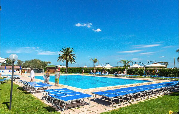 Casa 2 camere, con piscina