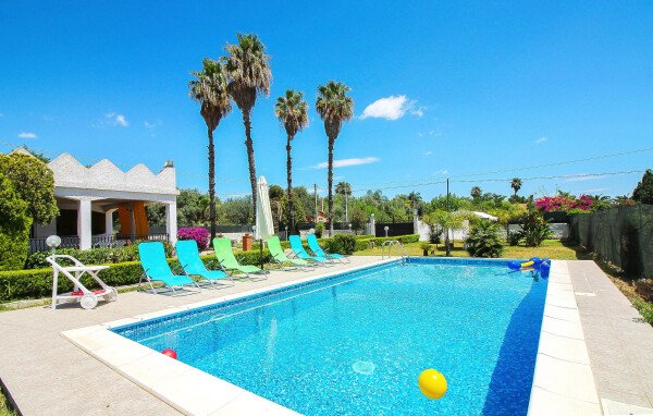 Casa 3 camere, con piscina