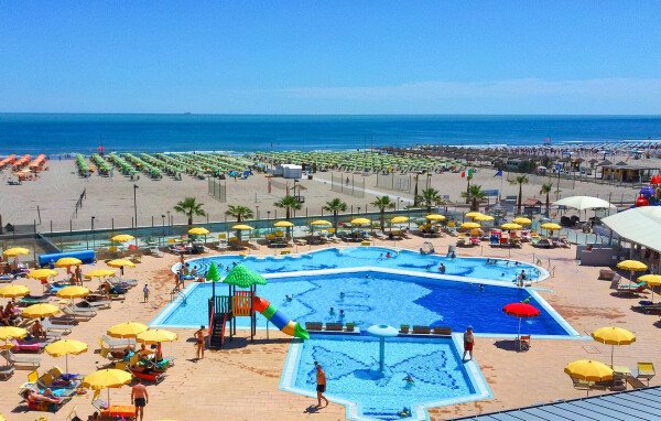 Appartamento 2 ospiti, con piscina