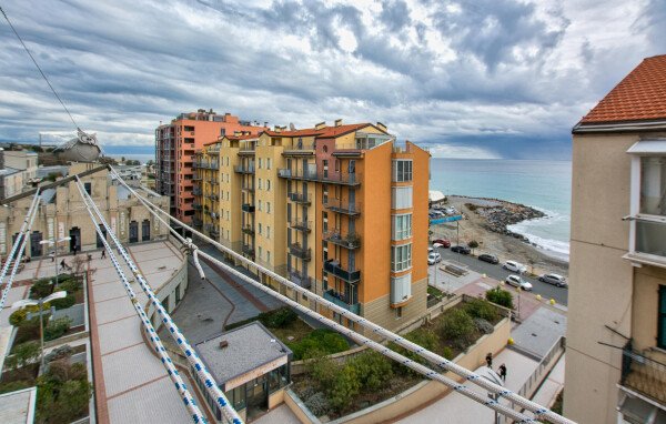 Appartamento 3 camere, con vista mare