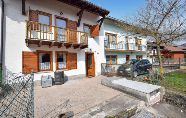 House 2 bedrooms, with garden