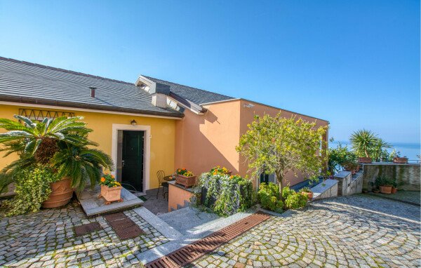 Appartamento 1 camera, con vista mare