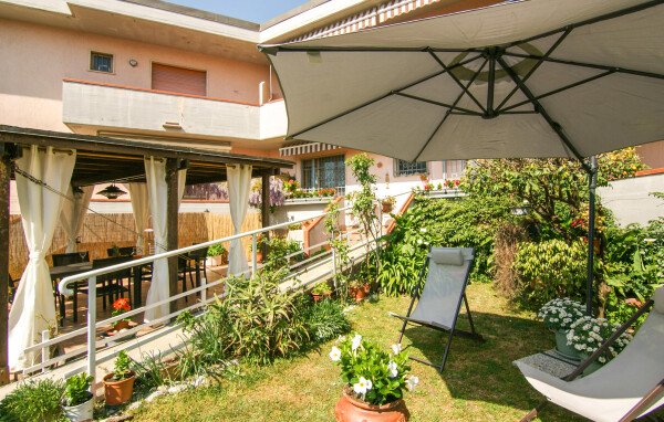 Appartamento 2 camere, con giardino