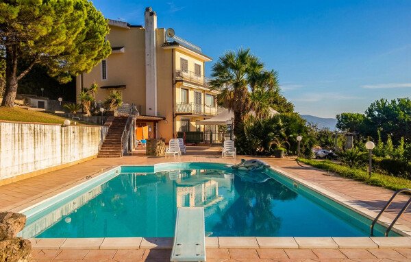Casa 5 camere, con vista mare