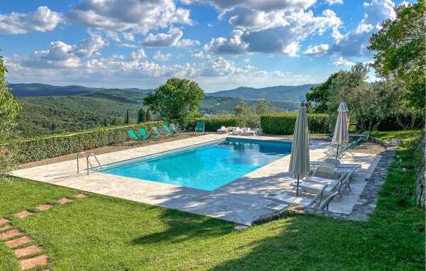 Loft authentique, 2 chambres, avec piscine