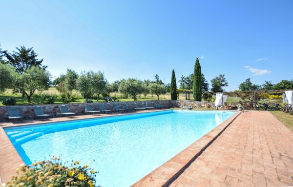 Casa 7 camere, con piscina