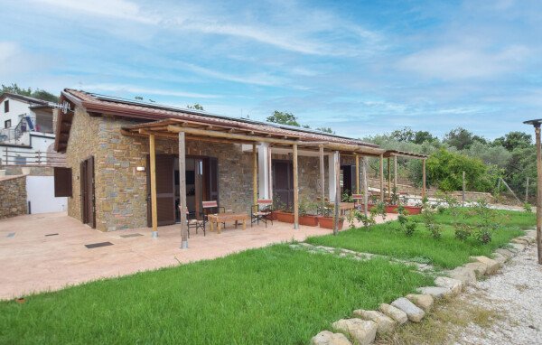 Casa 5 camere, con vista mare