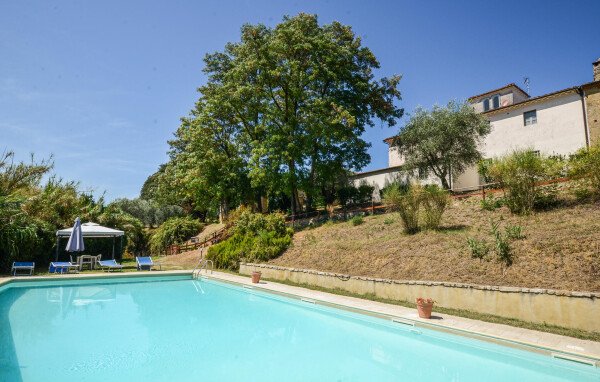 Casa 3 camere, con piscina