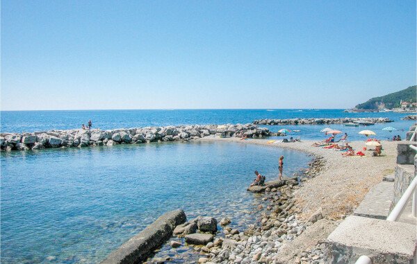 Casa 6 camere, con vista mare